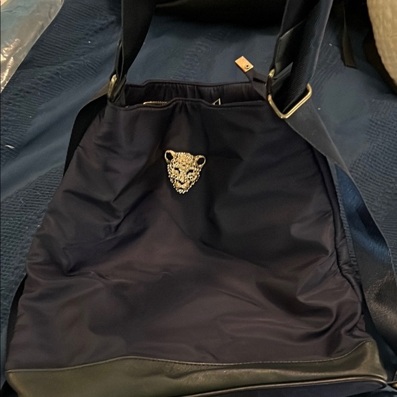 Leopard or Lion Rhinestone Navy Bag with Adjustable Straps. - Picture 4 of 7